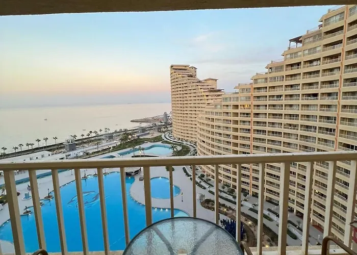 Porto Sokhna Pyramids Sea View For Family Szálloda Ajn-Szuhna