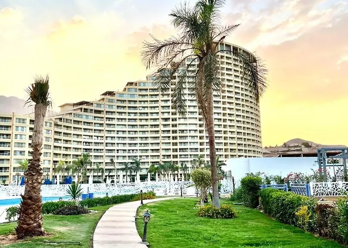 Szálloda Porto Sokhna Pyramids Sea View For Family Ajn-Szuhna
