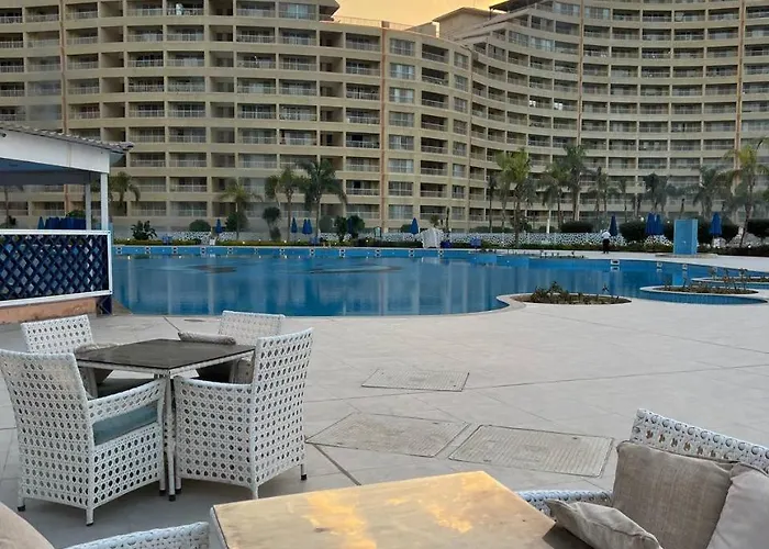 Porto Sokhna Pyramids Sea View For Family Szálloda