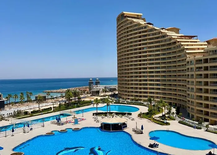 Porto Sokhna Pyramids Sea View For Family عين السخنة